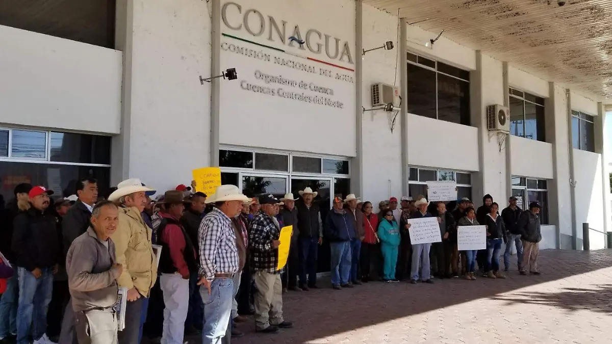 10 BOLETIN  Denuncian amenazas del Síndico de Minoría en Fco I